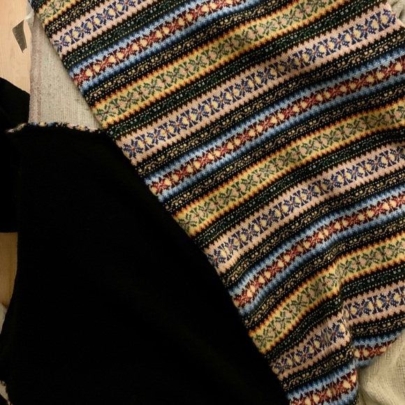 No. 21 Wool Scarf - Picture 2 of 3